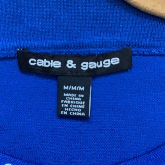 Cable & Gauge Lightweight Pullover Sweater Top
Size M - Picture 5 of 7